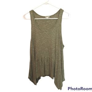 💥SALE💥 🔴2/$10 Eyeshadow Juniors Olive Space Dye Sharkbite Peplum Tank Top